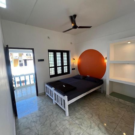 Happy Land Hotel Varkala Exterior foto